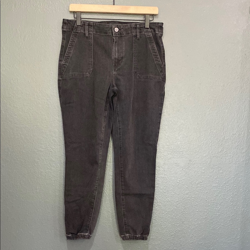 Paige Women’s Size 29 Jeans Mayslie cropped jogger “Faded Mist” black F0918